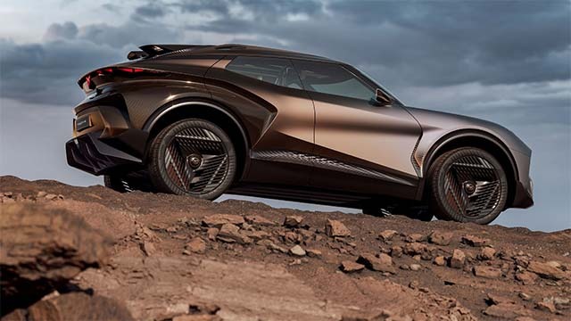 Cupra&nbsp;представила концепт-кар Tindaya с 24-дюймовым дисплеем и 3D-печатью